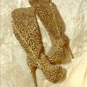 Women’s Thigh High cheetah platform boots